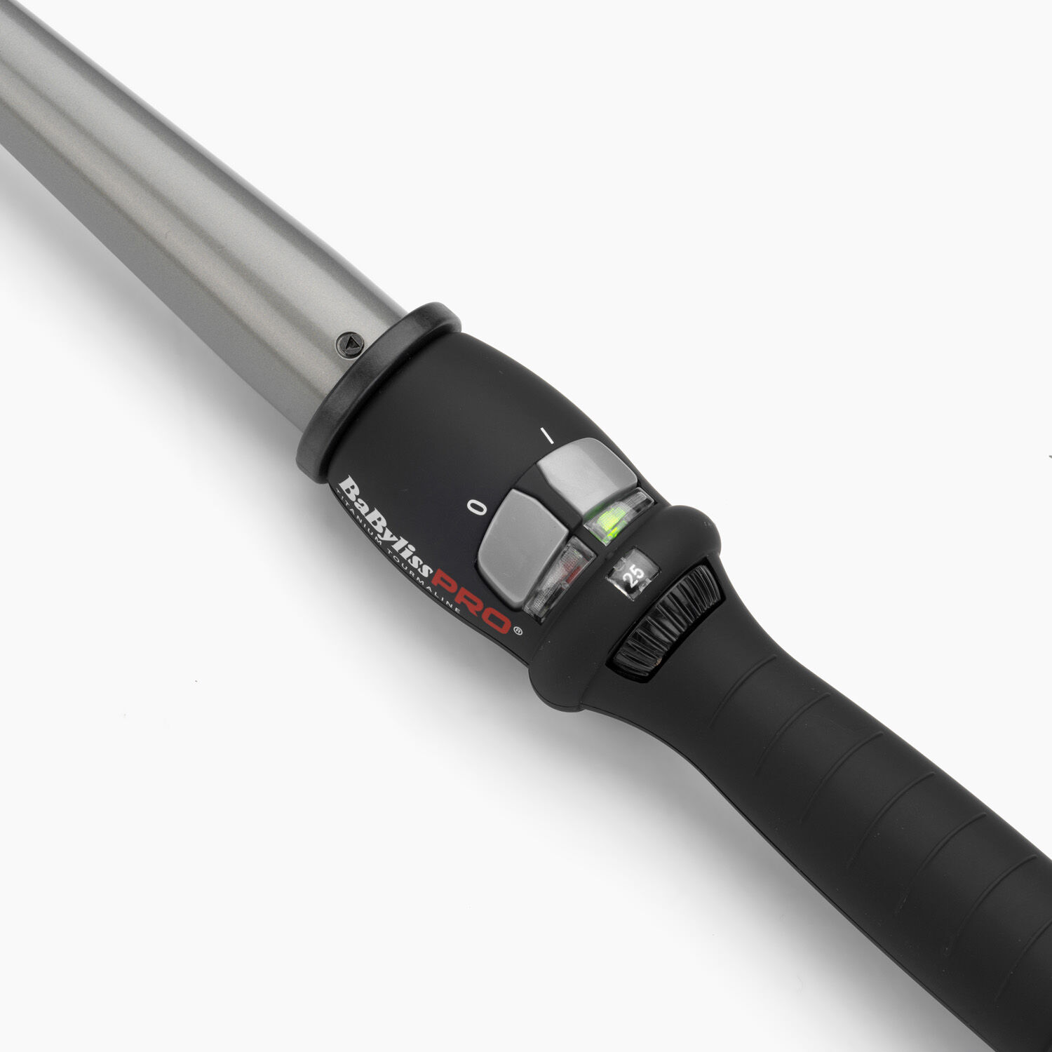 Titanium-Tourmaline heating barrel for precise styling. Linear temperature control (110&deg;C to 190&deg;C).